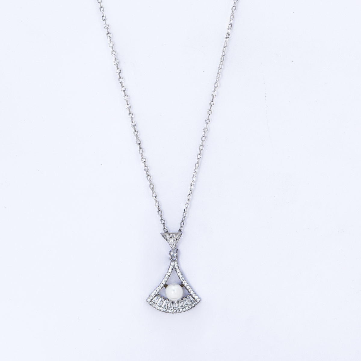 Triangle Pearl