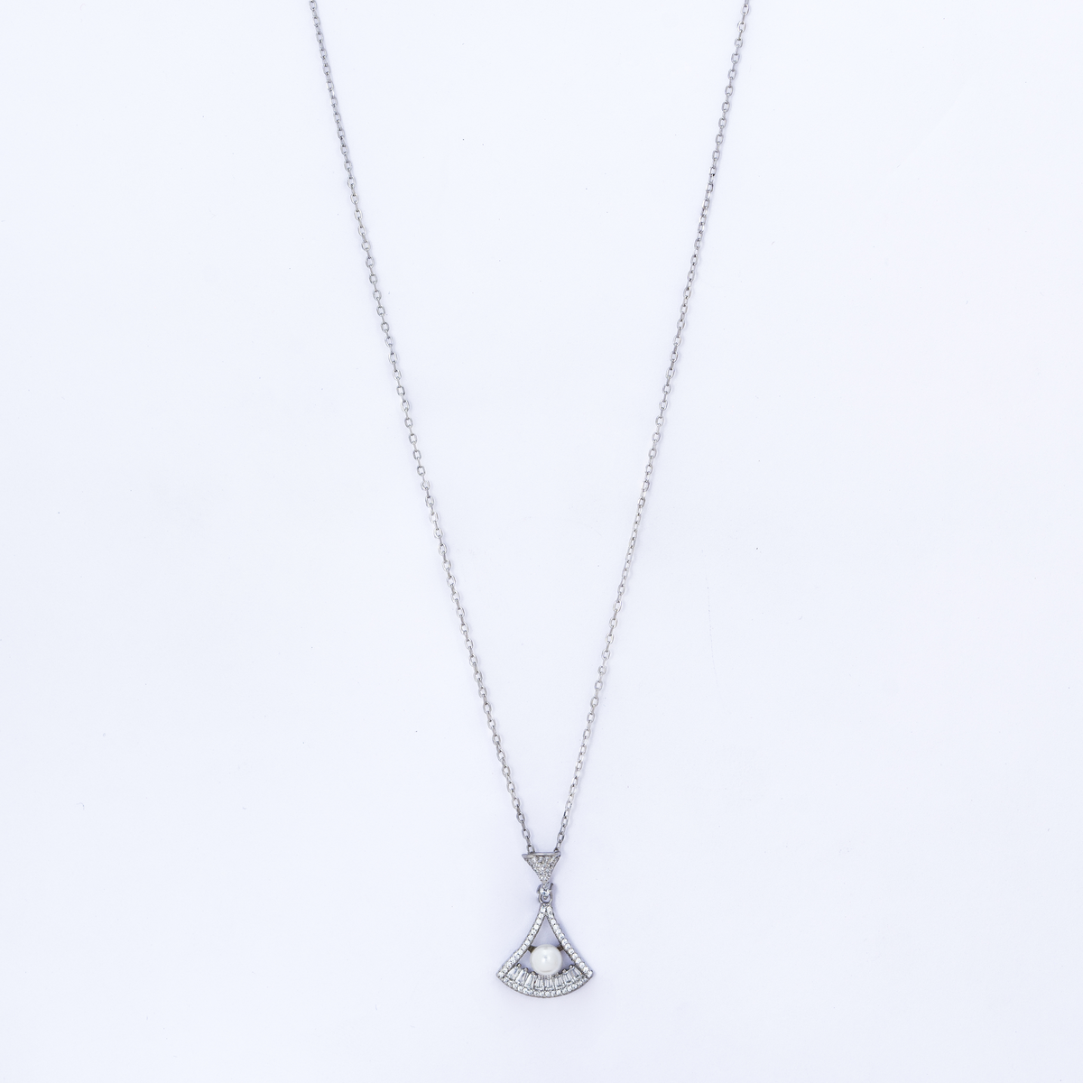 Triangle Pearl
