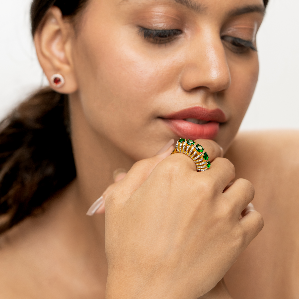 Queen of Emerald Ring