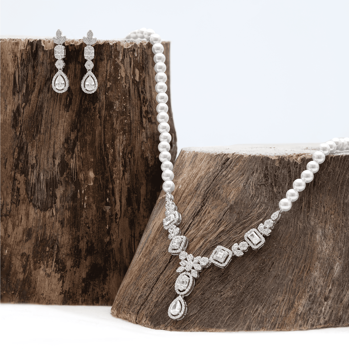 Victorian White Stone Necklace