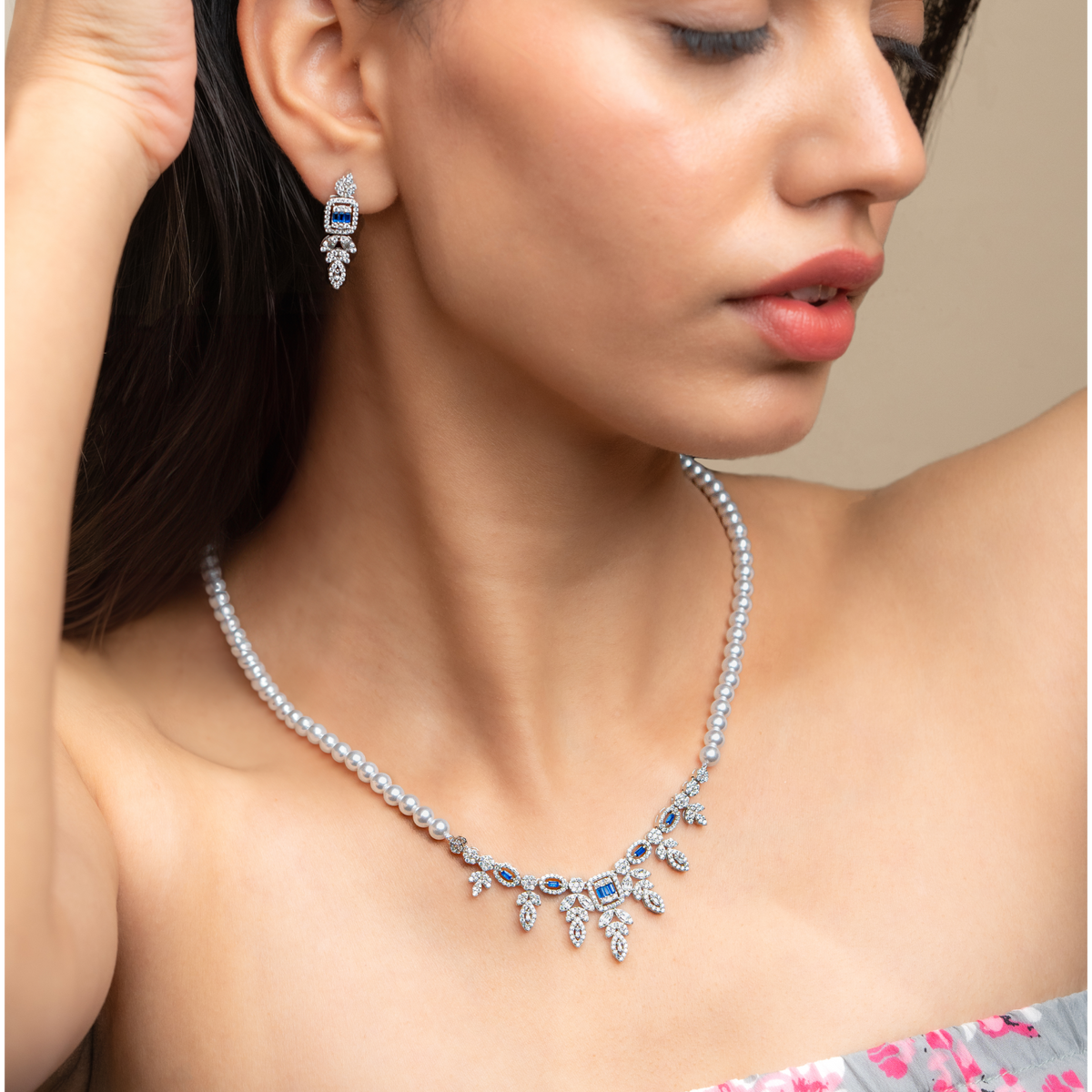 Victorian Pearl Necklace Set